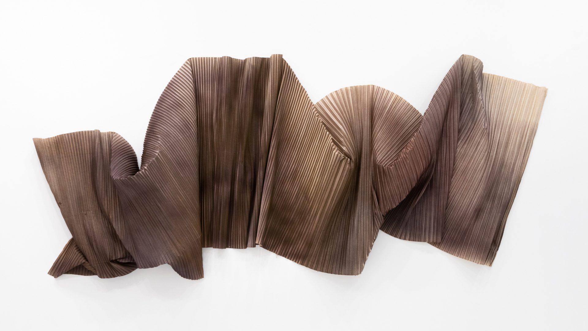 Nina Yankowitz: Ms. Majesty. In the Out/Out the In at the Museum of Fine Arts, St. Petersburg